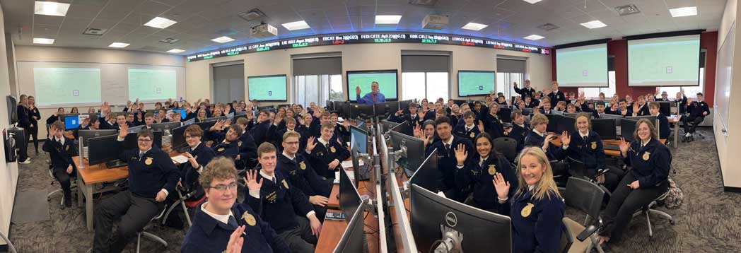 FFA students in classroom.