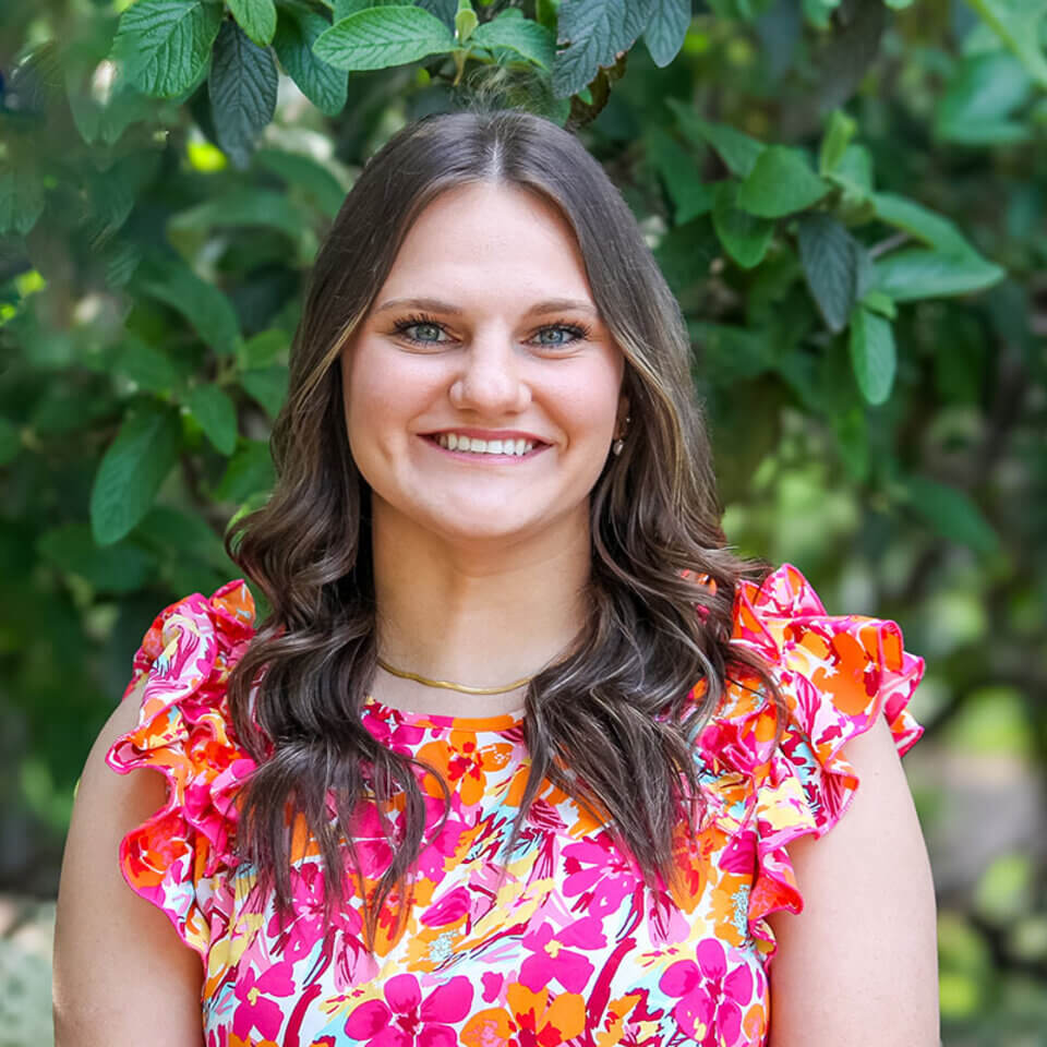 Samantha Oborny Headshot.